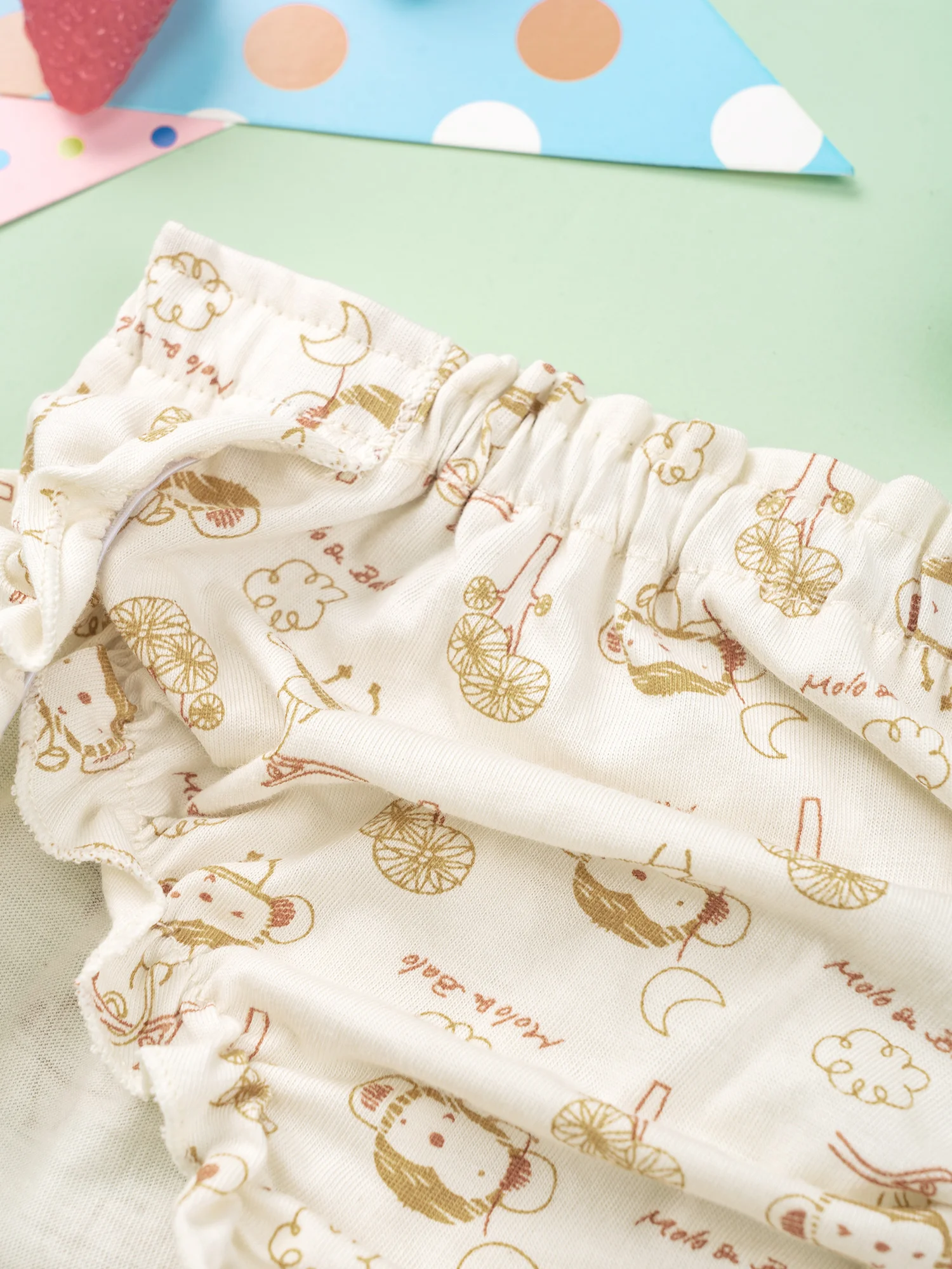 6M-18M Infant Baby Boys Girls Unisex Brief Bread Pants Diapers Cover for Kids Daily Casual Wear Child Under Dress Wear Costume
