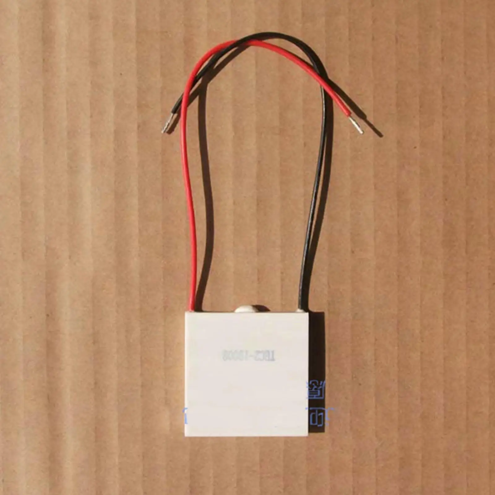 40x40x6.0mm 7A 16V 45W TEC2-19008 Thermoelectric Cooler Peltier Heatsink