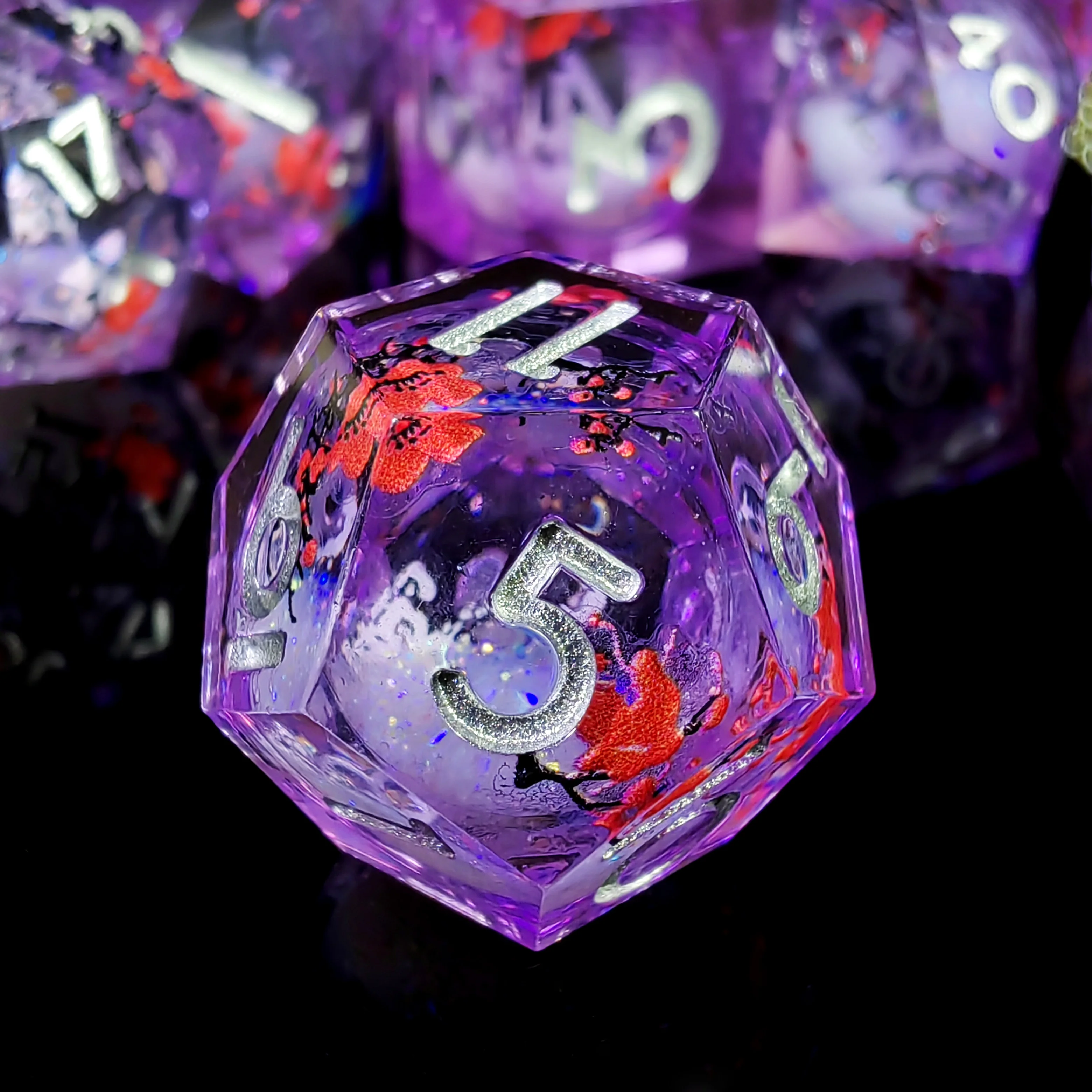 7-Piece Resin DnD Dice Set Plum Blossom Pattern Polyhedral Dice for Dungeons & Dragons RPG Tabletop Games