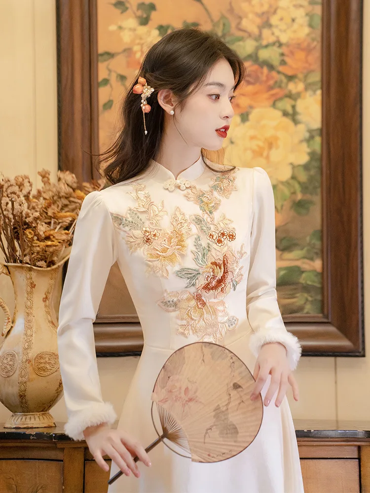 

New Chinese Style Women Autumn Winter Design Cheongsam Dress Banquet Elegant Temperament Ceremonial Robe Classical Vintage Skirt