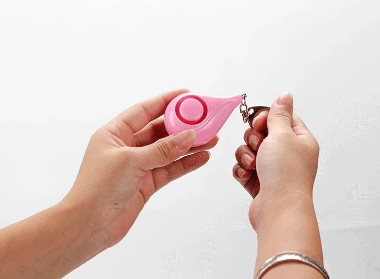 https://ae01.alicdn.com/kf/S41972dd1b31041318d7c9a7aea5824e6W.jpg?width=750&height=550&hash=1300 Safesound Emergency Alarm
