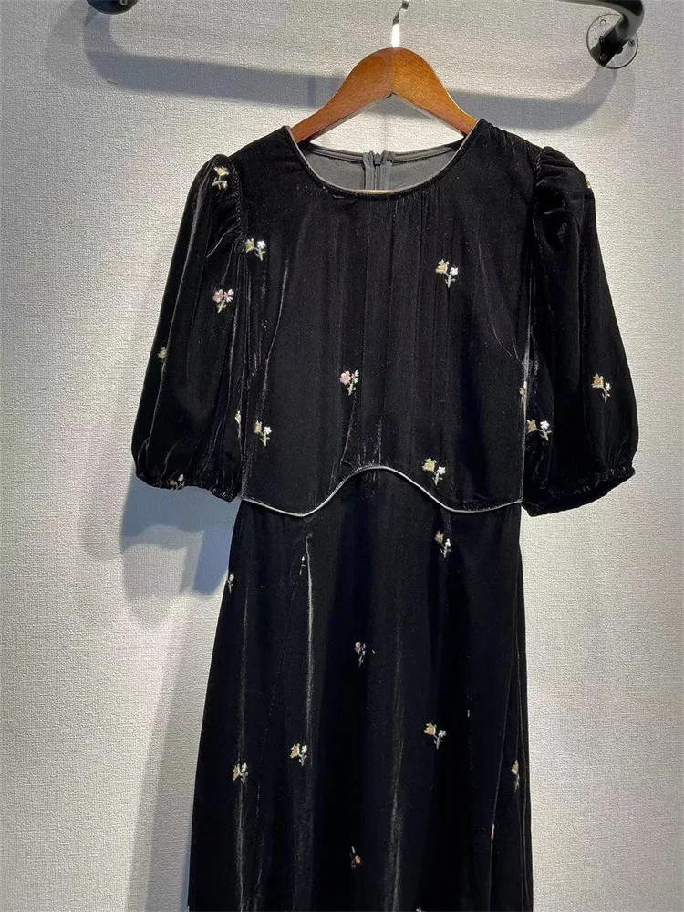 Women Velvet Dress Floral Embroidery Casual Slim 2024 Summer O-neck Zipper Puff Sleeve Midi Robes