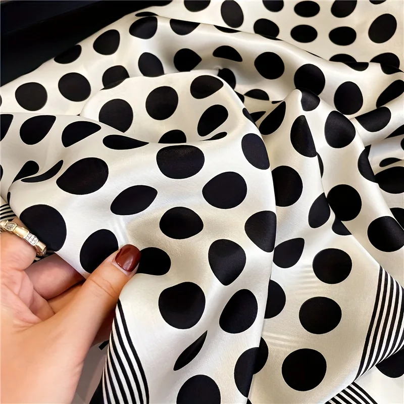 27" Schwarz Weiß Polka Dot Quadratischer Schal Eleganter Stil Dünner seidiger Halstuch Lässiges dekoratives Haarband für Frauen – Detail 7