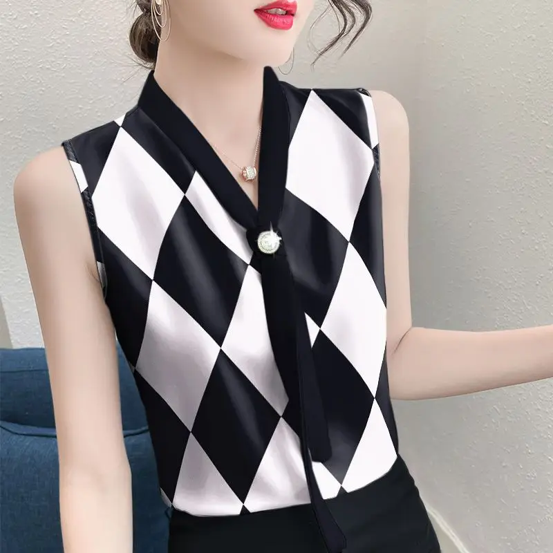 Patchwork Contrast Knitwear Sleek Loose Slip Small Tank Top For Women main image 1