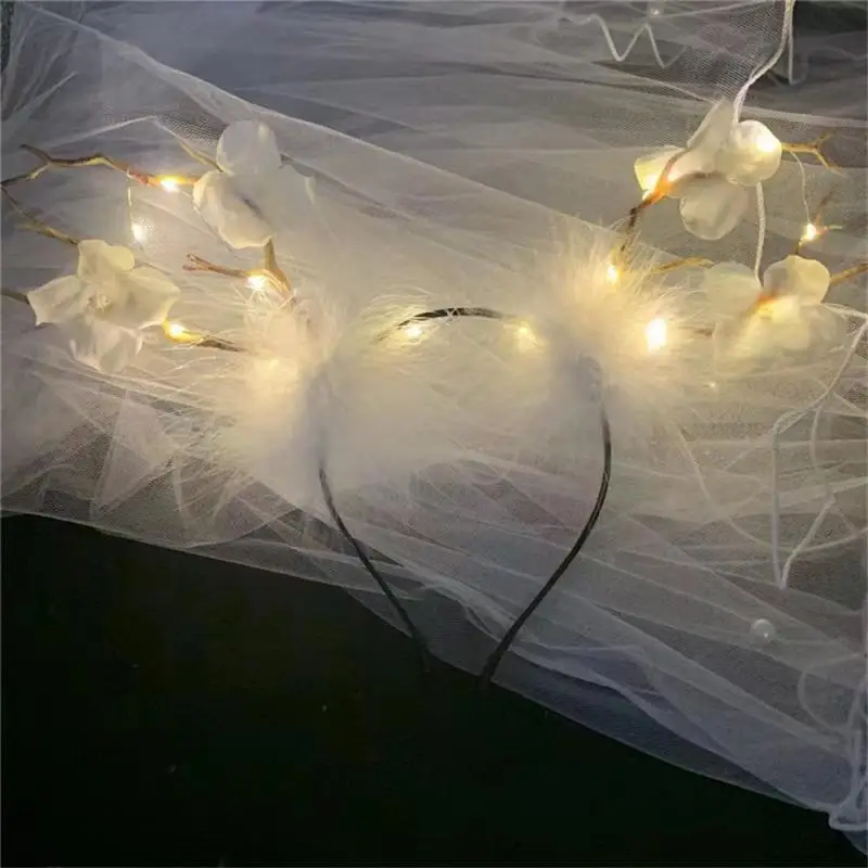 Christmas LED Light Antler Headband Cute Glowing Elf Elk Hair Hoop Hair Accessories Christmas Party Atmosphere Decoration