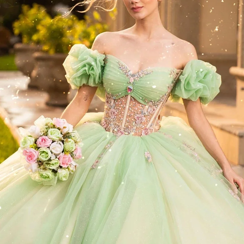 Romantico abito da ballo principessa affascinante abito Quinceanera classico fiore 3D Appliqué paillettes con mantello dolce 16 vestito