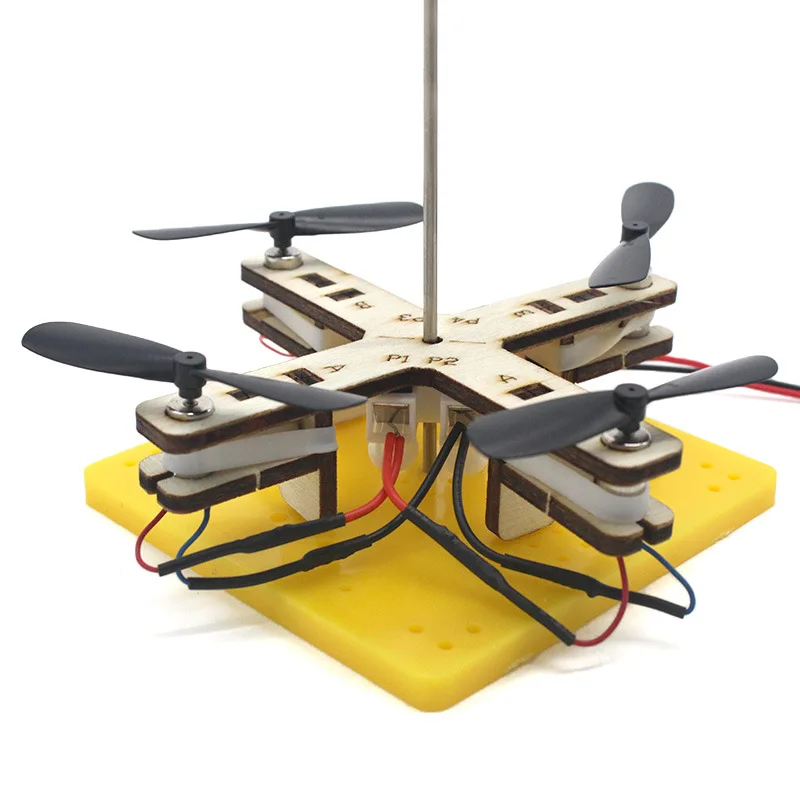 Drone en bois monté avec son rotor, kit DIY pour enfant - construction créative
