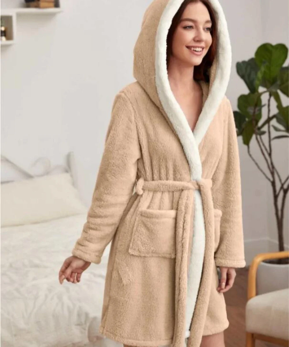 Women's Fall/Winter Hooded Bathrobe Fashion Simple and Comfortable Home Bathrobe Long Sleeve Color Contrast Thermal Bathrobe