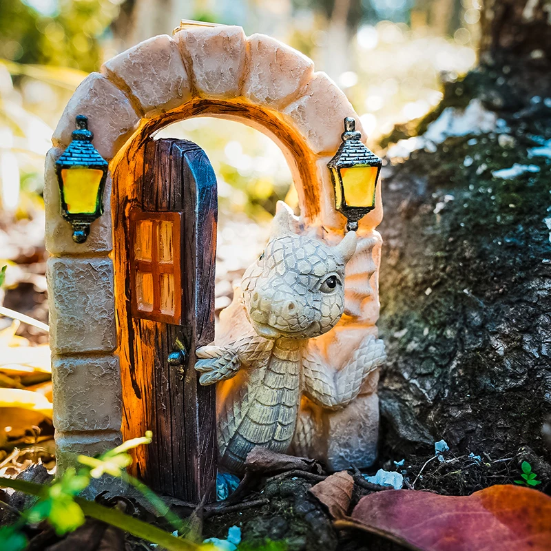 1PC, a cute American-style small dragon sliding window resin decorative piece, suitable for home and garden decoration