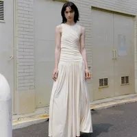 White Round Neck Vest Dress For Women'S Summer New Design With Pleated Sleeveless Slim Fit And Minimalist Long Skirt 1