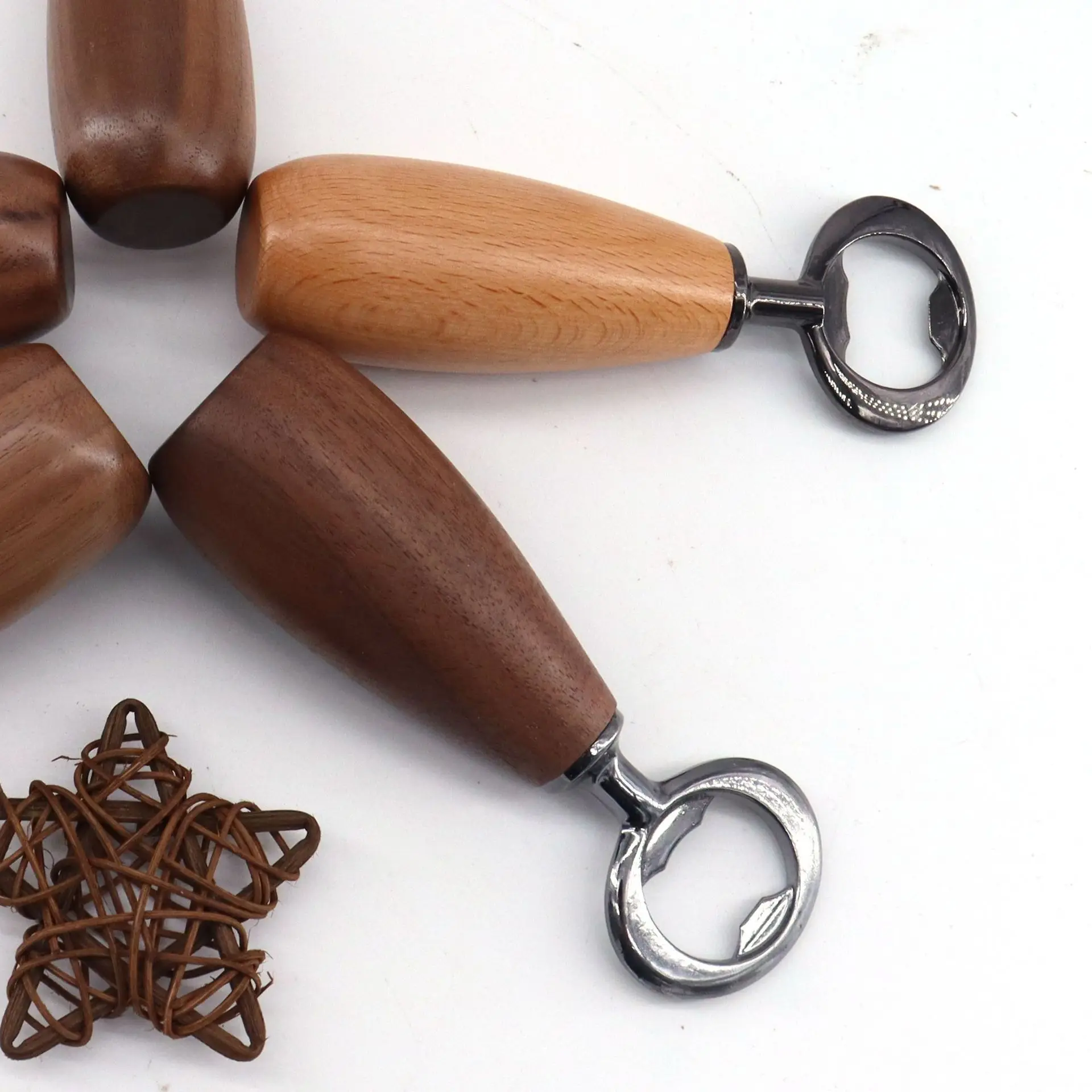 

Vintage Wooden Handle Beer Opener Walnut Beech Bottle Opener Wine Beer Opening Tool Bar Gadgets Kitchen Accessories Gifts