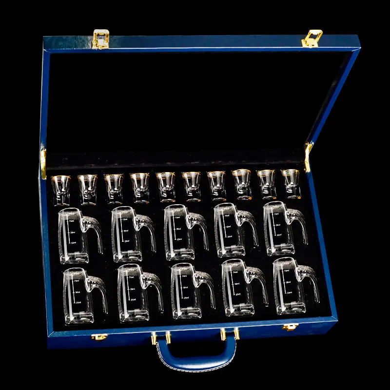

Creative Mouth Drawing Gold Rim Liquor Glass Bullet Cup Wine Dispenser Gift Box Leather Suitcase Set Crystal Glass
