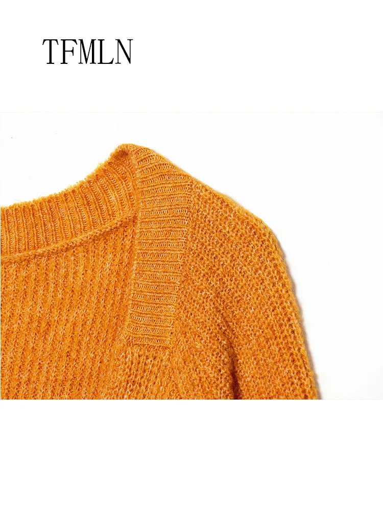 Loose Women Backless Solid Knitted Sweaters Retro Long Sleeve Back Knot Causal Pullover Tops Sweet High Street Lady Knitwear