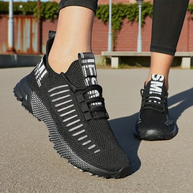 Fashionable Women's Sneakers Lightweight Breathable Fast Drying Mesh Cushioning Running Shoes Fitness Training Non Slip Shoes