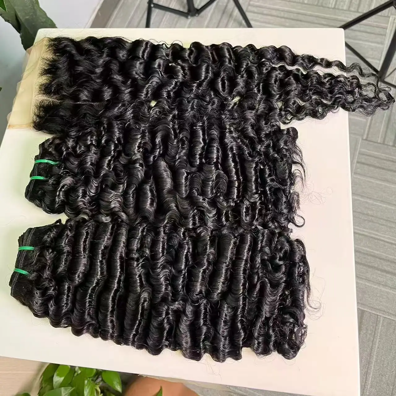 16A Hair Double Drawn Burmese Curly Hair Bundles Hair Extensions with 5x5 Lace Closure 100% Human Hair Bundles