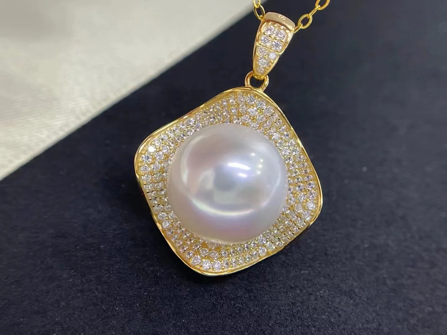 

HENGSHENG 912 Sterling Silver New Fashion Women Pendant 12-13mm Round Freshwater Pearl Jewelry For Wedding Anniversary Gifts