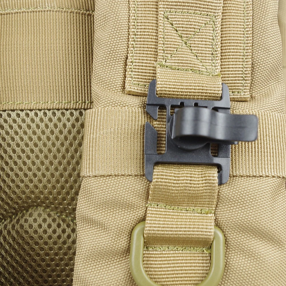 1Pc Outdoor Fan Backpack Adjustable 360° Rotary Webbing Connection Buckle Backpack Fixing Buckle Plastic Key Safety Buckle