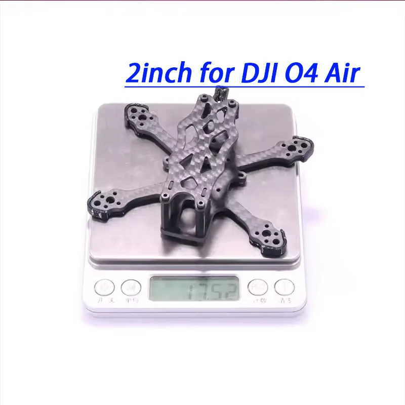 Profil du kit châssis 2 pouces pour drone FPV AlfaRC APEX-2, montrant l'épaisseur de la fibre de carbone 3K