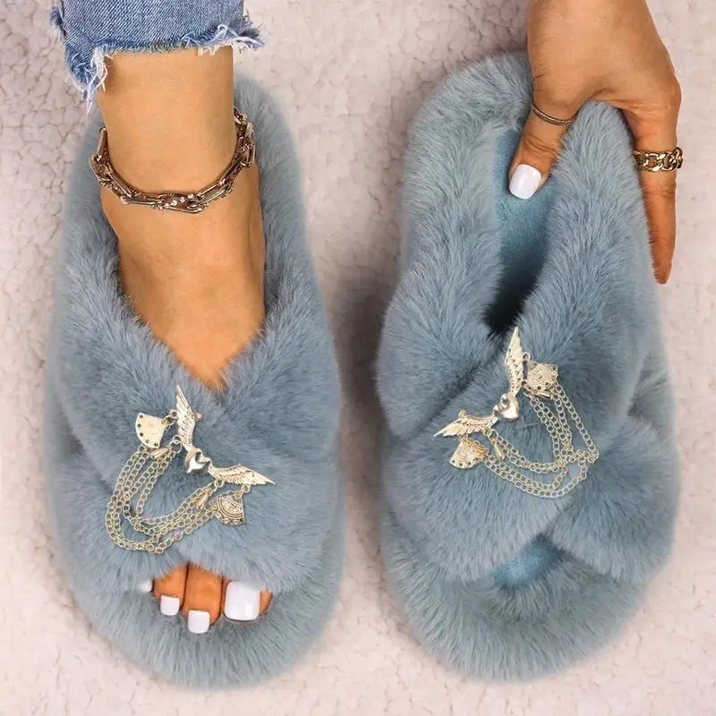 Fashion Faux Fur Warm Shoes Fly Heart Chain Tassel Design Winter Women Furry Slippers Flats Female Plush Indoor Home Slides