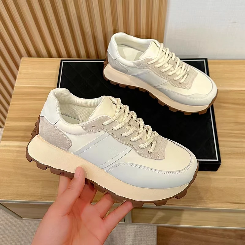 2024 Spring New Rubber Thick Sole Oxford Cloth Upper Style White Forrest Gump Shoes