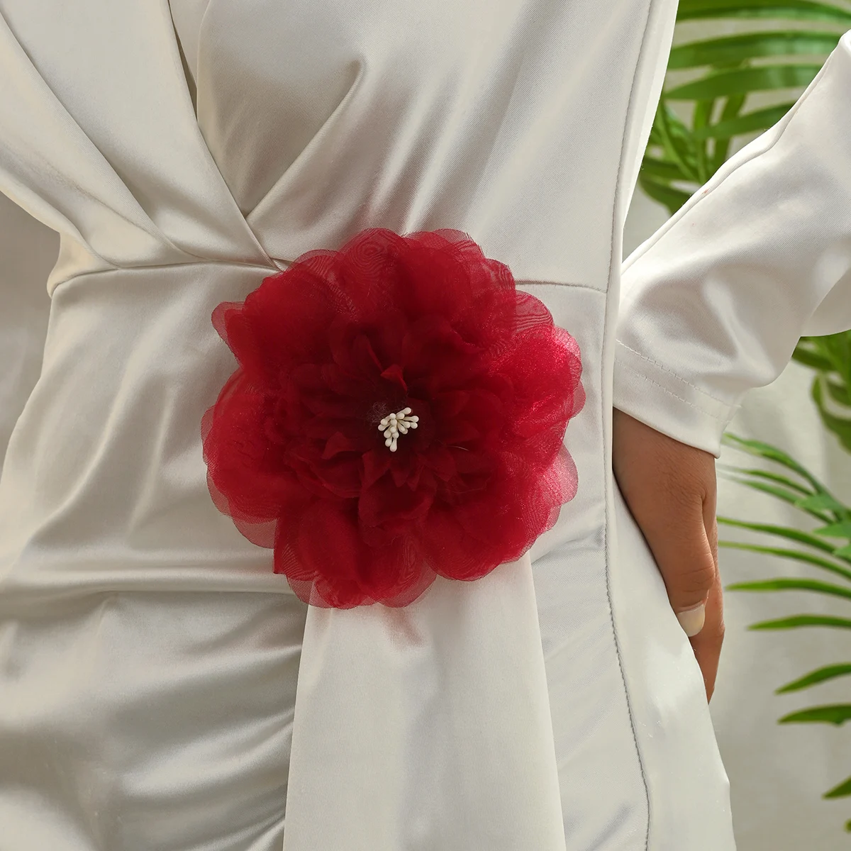 14CM Elegant Lace Flower Pin Brooch Fashion Handmade Irregular Floral Brooches for Women Bridmaid Party Wedding Jewelry Gifts