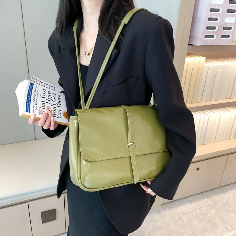 Retro Large Capacity Bag 2023 Brand New Women Messenger Bag Fashion Shoulder Bag Luxury Ladies Solid Color Briefcase