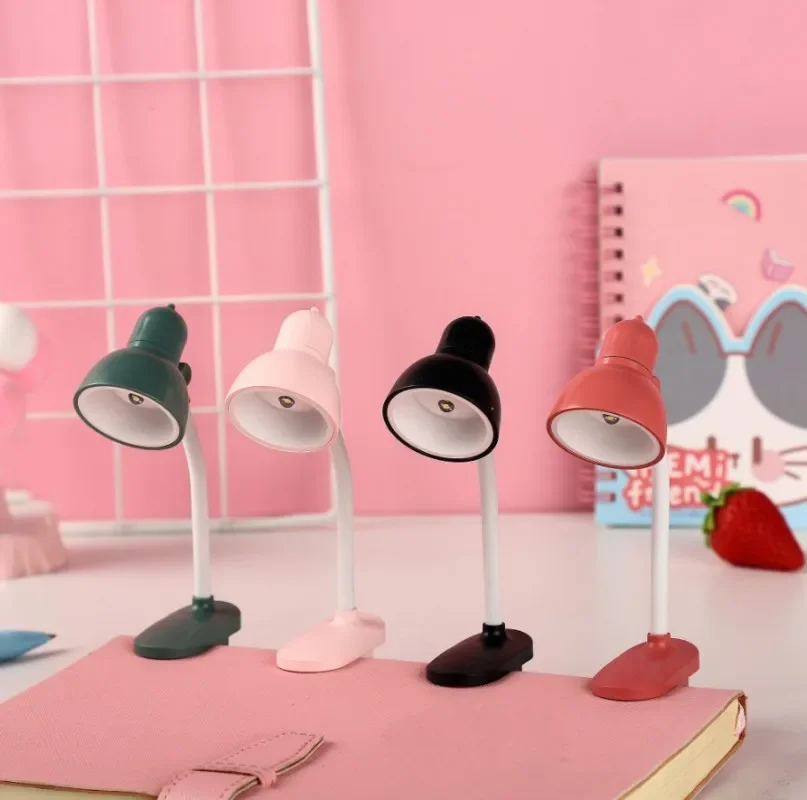 Small Bookshelf Night Light Desk Lamp LED Battery Powered Reading Desk Bookshelf Light Adjustable Portable Home Office Lamp