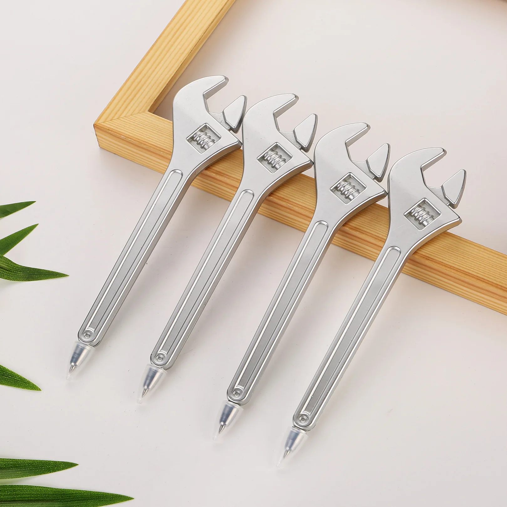 

10Pcs Creative Student Neutral Pen Funny Wrench Magnet Signature Gel Pen Kawaii Korean Stationery Office Kids School Supplies
