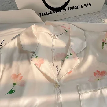 طقم بيجامة نسائية من زهور الحرير الصناعي ، توب وشورت بأكمام قصيرة كاجوال 2