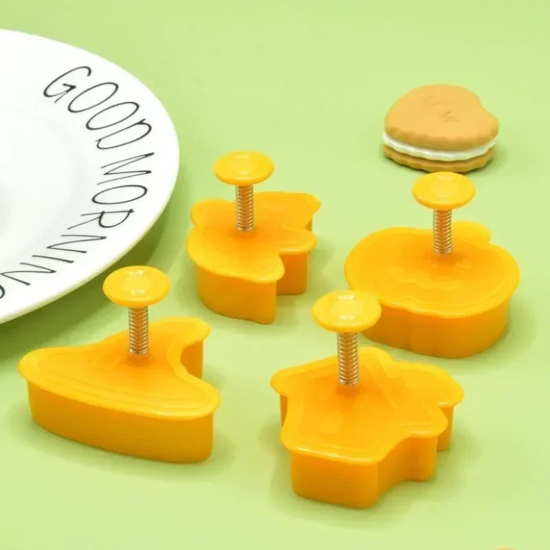 4Pcs/set Biscuit Mold Cartoon Push-type Cookie Cutter Halloween Diy Cake Decoration Cookie Molds Kitchen Gadget