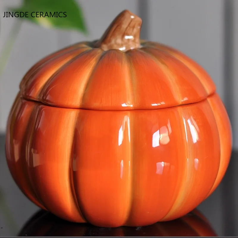

Halloween Theme Ceramic Storage Tank Cereals Snacks Storage Jars Pumpkin Candy Cans Storage Cans with Lid Home Creative Home