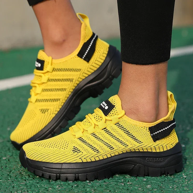 2025 Mesh Shoes Man and Womens Classic Fashion Lightweight Running Sneakers Wear-resistant Flat Walking Shoe Athletic Jogging