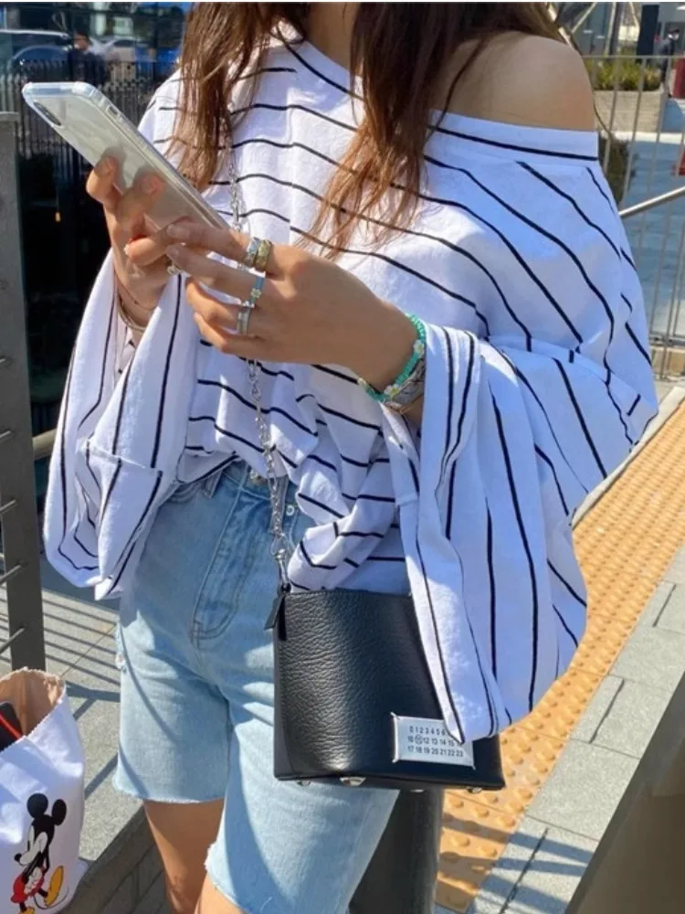 Ladies Long Sve oulder Bared T irt Spring Summer New Sle Lazy Large round Ne Loose Flared Sve Top Comfortable Fit