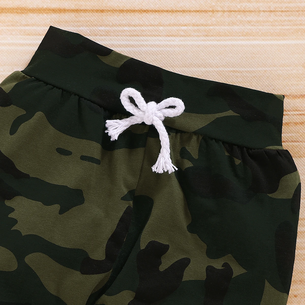 Conjunto de ropa para bebé recién nacido de 0 a 18 meses, Mono de manga corta con estampado de letras, pantalones de camuflaje y sombrero, 3 piezas - Imagen 5