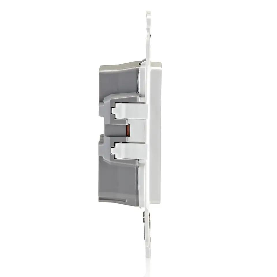 Tamper Resistant Duplex Outlet 15 Amp White