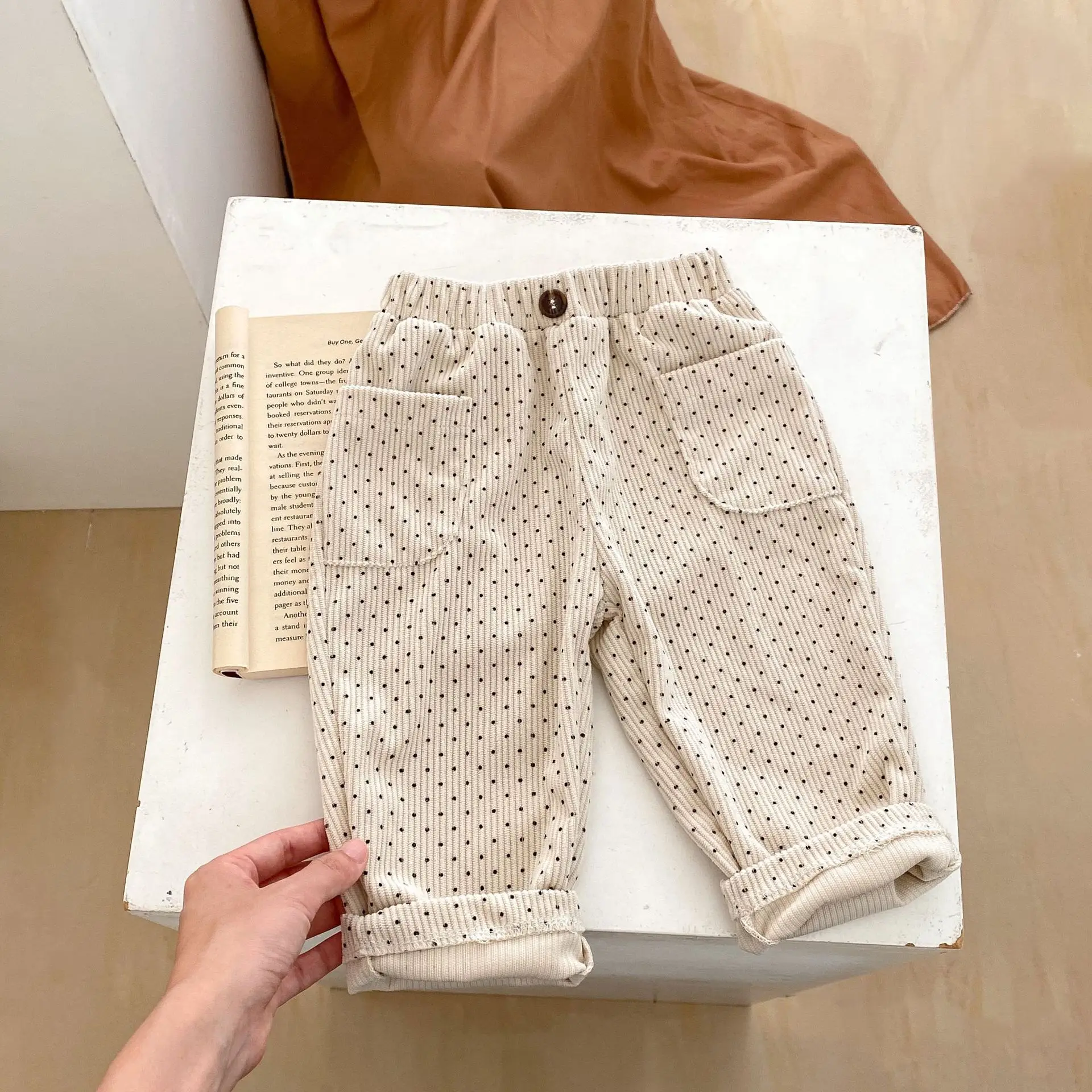 Autumn New Baby Corduroy Trousers Infant Girl Dot Print Pants Toddler Boys Casual Pants Children Corduroy