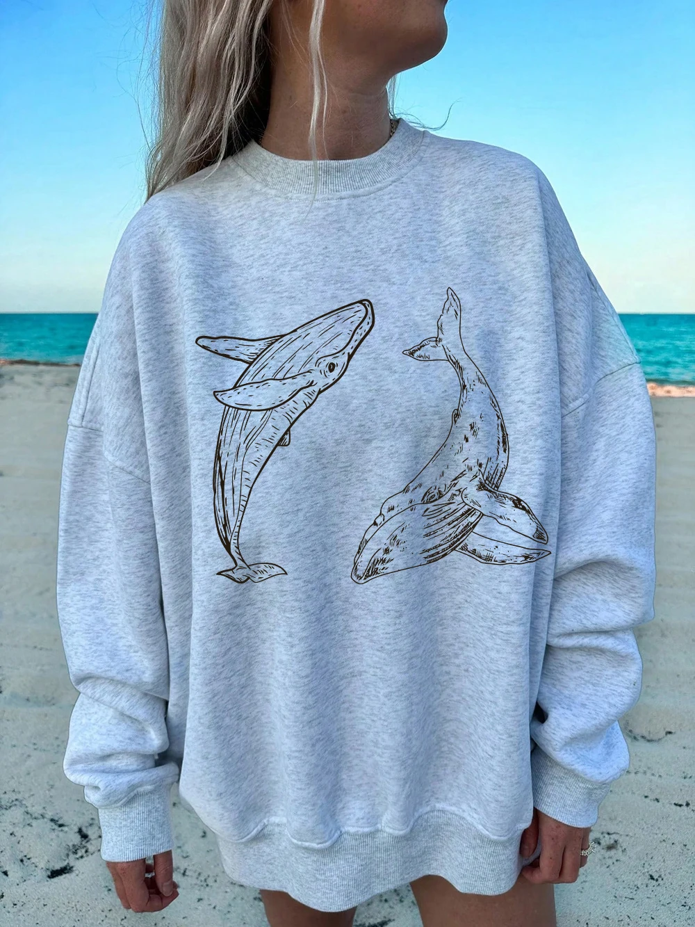 Humpback Whale Printing Sweatshirts Womens Autumn Fleece Warm Hoodies Crewneck Loose Pullovers Basics Comfortable Womans Clothes