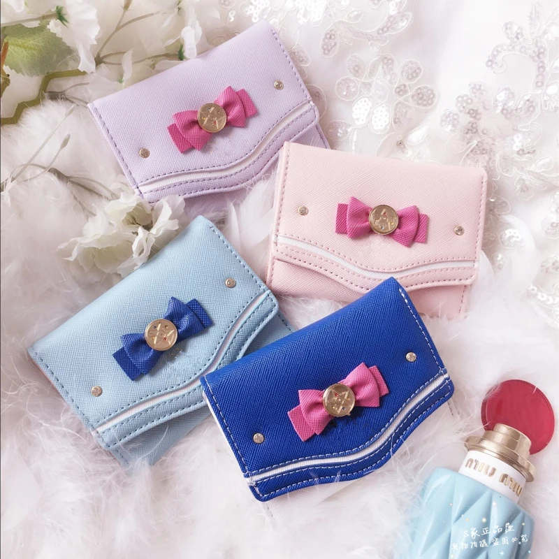 

Sailor Moon Women's Purse Girl Cartoon Cute Color Bow Sailor Moon Short PU Wallet Large Capacity Money Clip Card Bag Coin Purse