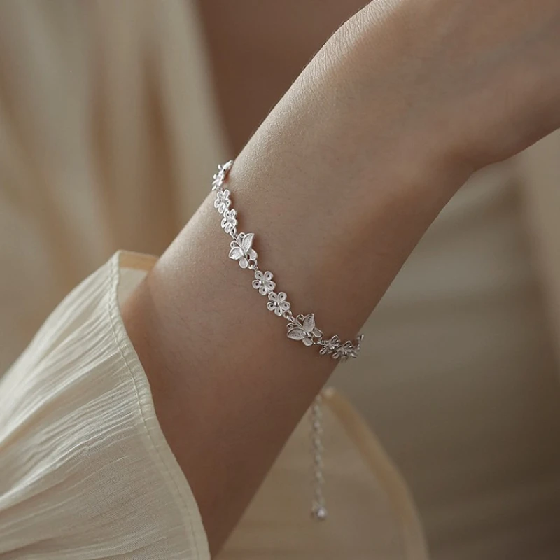 Butterfly Flower Silver Bracelets for Women Fashion Korean Designer Frosted Bead Bracelet Beautiful Party Wedding Jewelry Gift