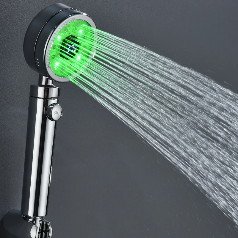 

Романтическая душевая лейка с подсветкой и отображением температуры