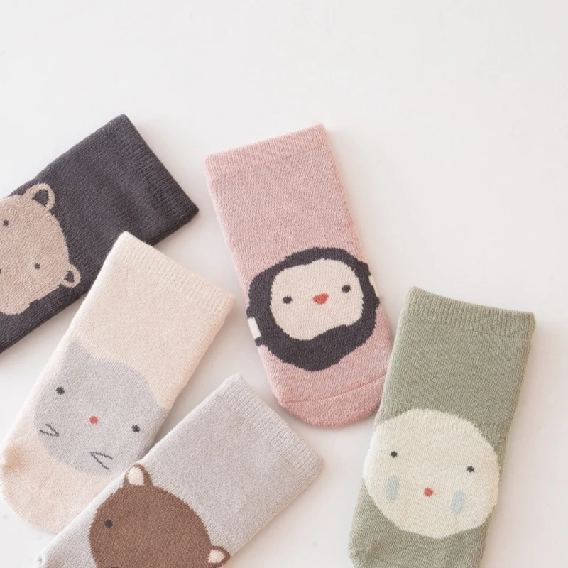 1 Pair Toddlers Non Slip Socks Cartoon Animal Design Waling Socks Cotton Winter Baby Floor Thickened