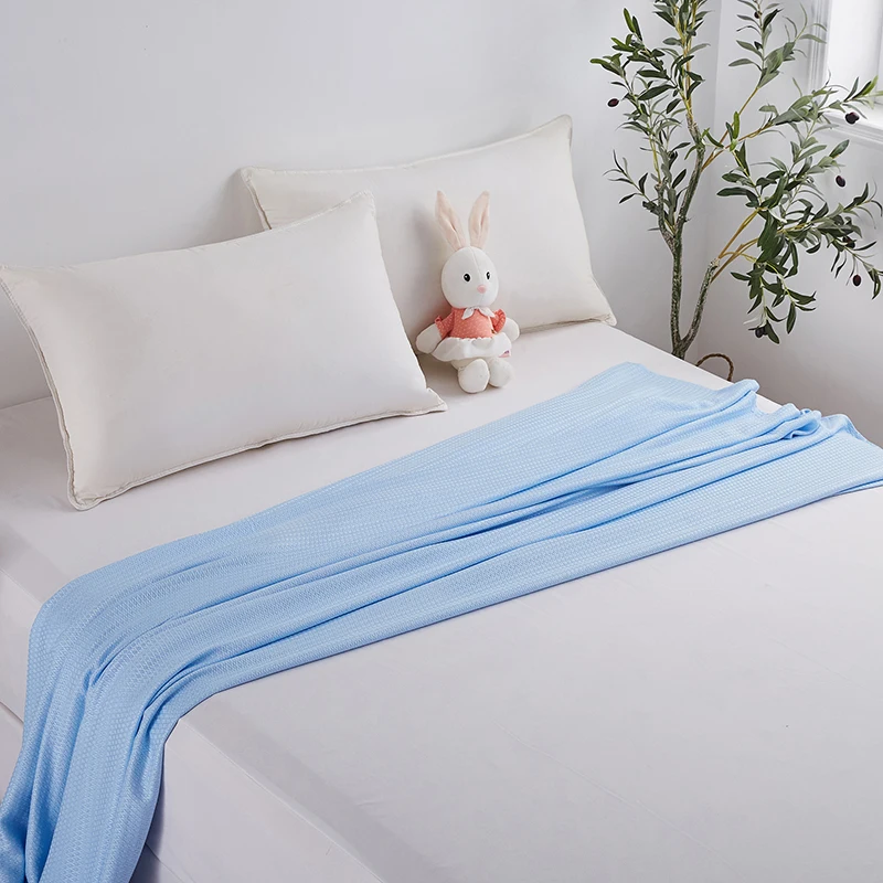 100% Bamboo Fiber Air Condition Quilt Thin Diamond Grid Lightweight Breathable Summer Blanket Soft Skin-friendly Summer Duvet 3
