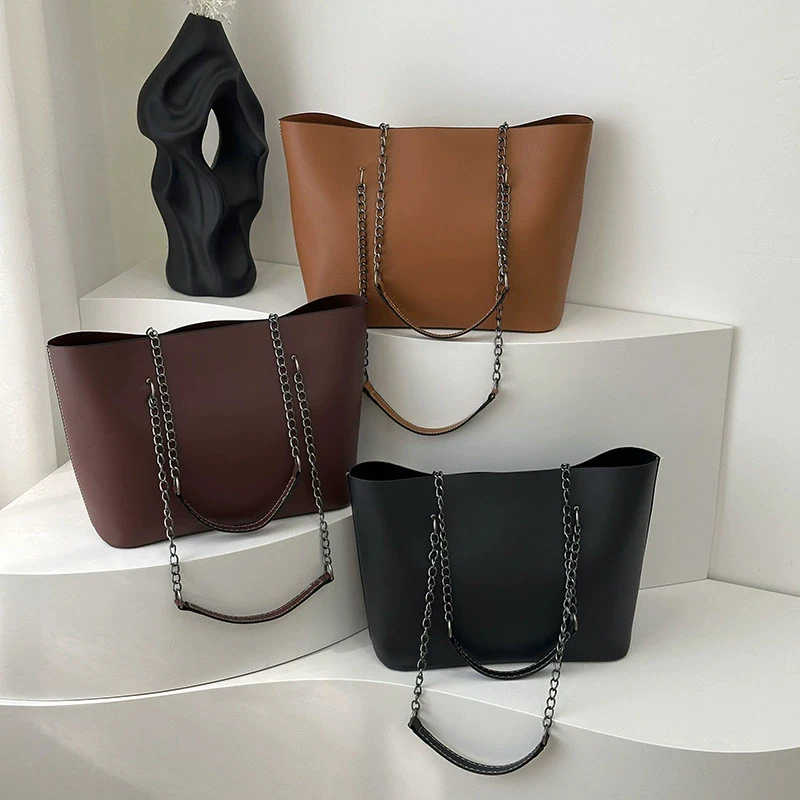 Minimalist Large Capacity Tote Bag Women's Fashion Shoulder Solid Color Chain Bag Female Stylish PU Leather Underarm Bags