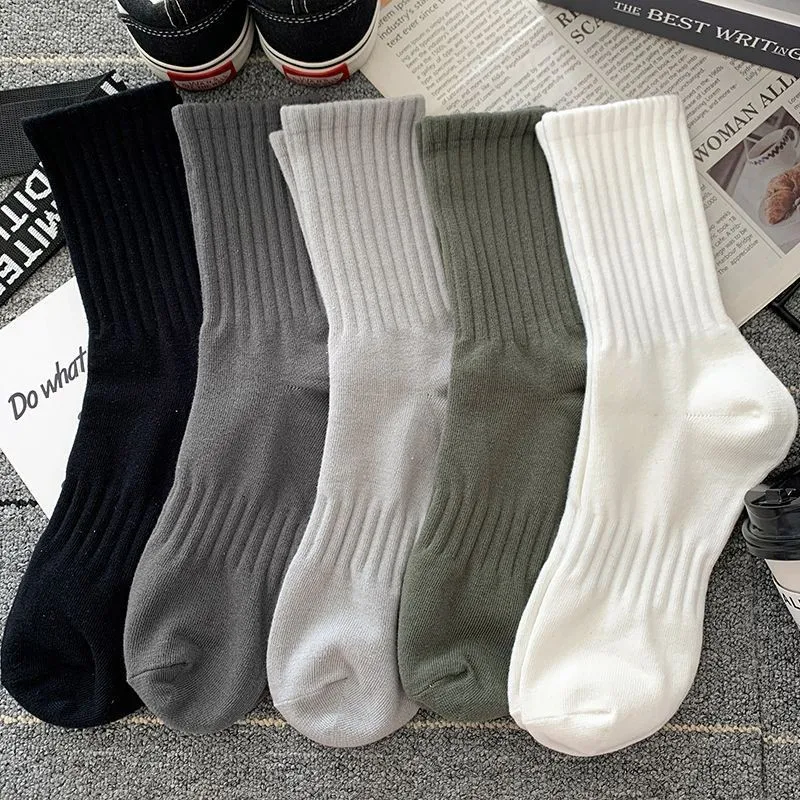 Men's High Waist Mid Tube Sports Socks - Versatile Solid Colors