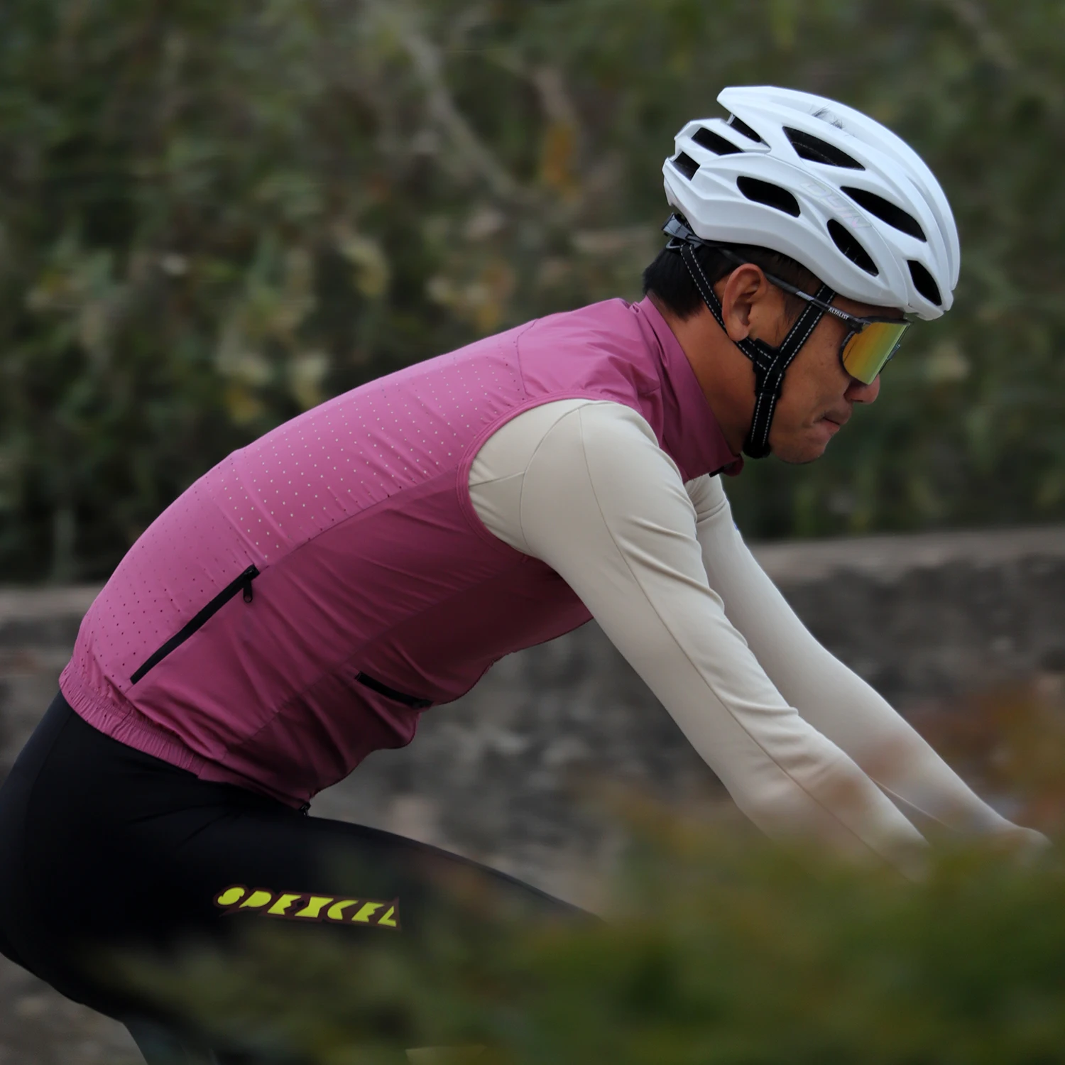 SPEXCEL All NEW PRO Lightweight Windproof Cycling Vest Men and woman Wind Gilet Newest Stretch fabric With Two Way Zipper 5