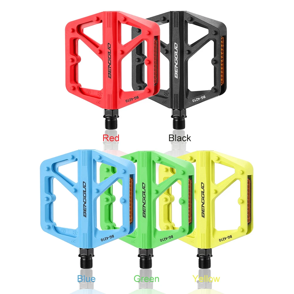 Double DU Bearing Nylon Bicycle Pedals with Reflector Bicycle Platform Pedals Anti-Slip Cycling Safety Pedals Bike Accessories