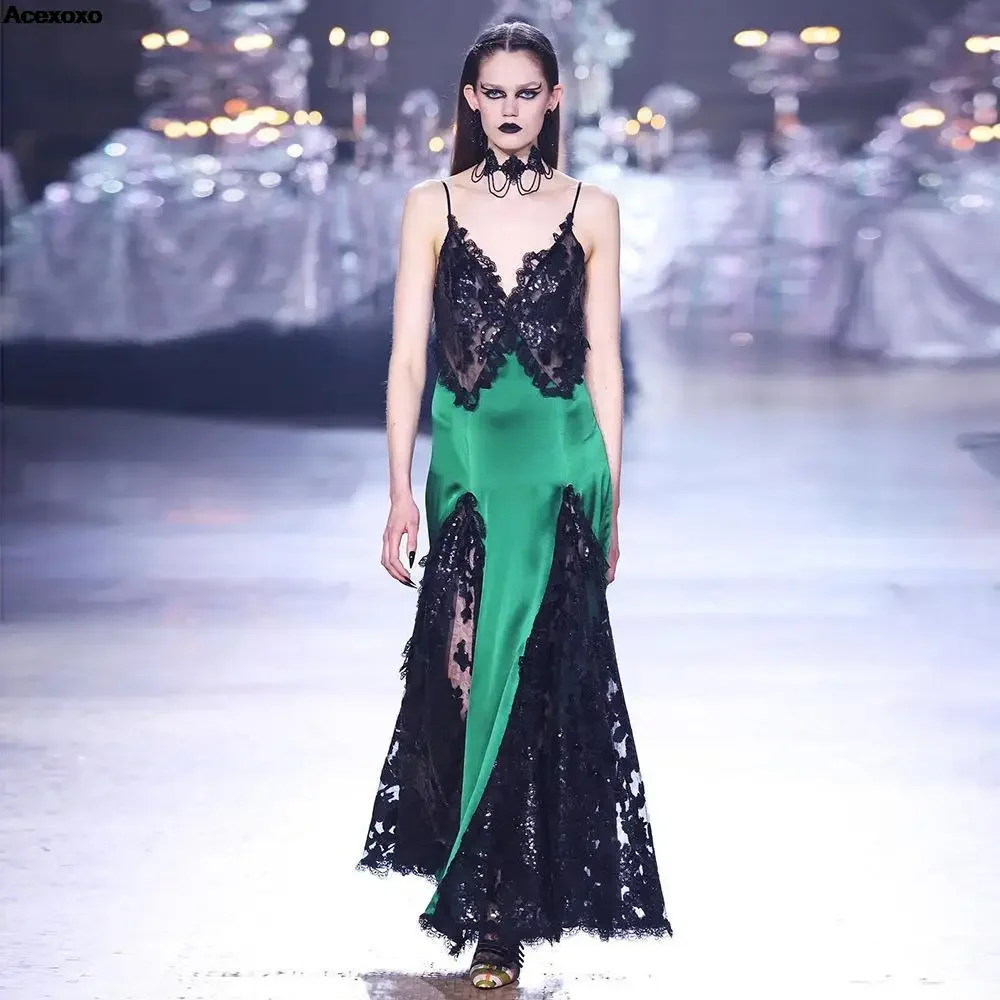 

2024 Summer new women's fashion casual bead lace colored shoulder strap black patched-green retro dress