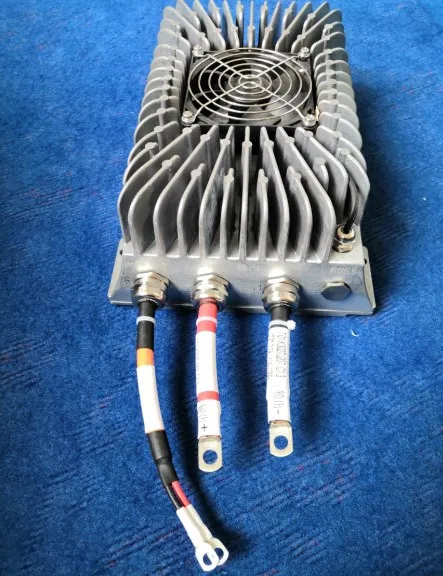 400v-750v To 27.5v,110A 3kw DC DC Converter with CAN 2.0