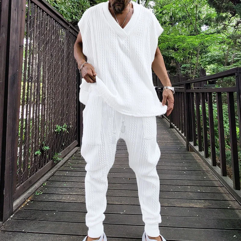 Men's Two-Piece Loose Fitting Sleeveless V-neck T-shirt Pants Set Street Clothing Casual Knitting Set Fashion Clothing