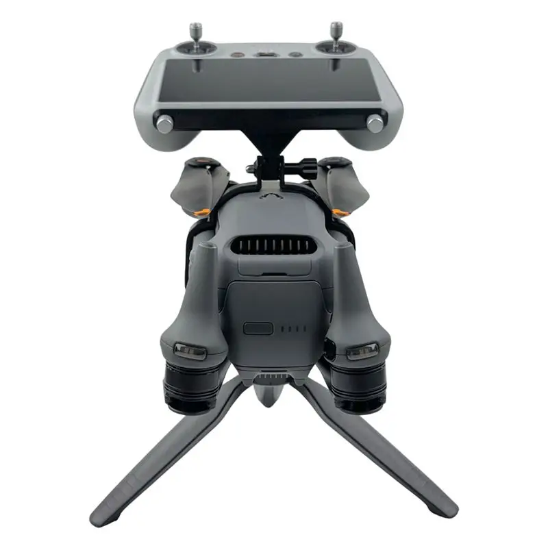 Kit stabilisateur portable pour DJI 4 Pro en action, drone transformé en caméra de poche tenue à la main